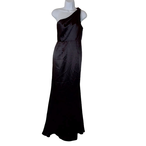 Lulus On the Guest List Black Satin One-Shoulder Maxi Dress - Picture 4 of 12